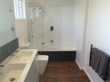 LARGE TORBAY HOME: Short Walk to Two Beaches - Auckland