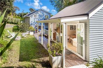ONETANGI VISTA : Coast and Country - Waiheke Island