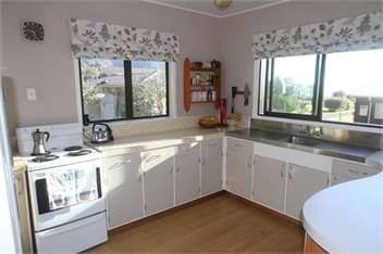 West End Bliss - Whakatane