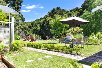 Matakana Village Cottage Chalet and sleepout - Nt Auckland
