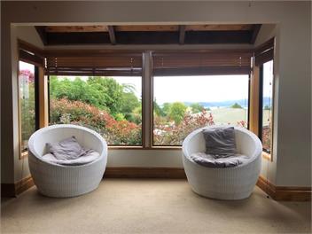 Magnificent lake views and space galore - Taupo