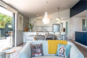 NEW Sunny Family Friendly home with SPA near everything - Waiheke