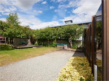 Lakeside Serenity (Bachcare) - Wanaka