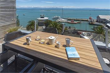 Penthouse 37 - Nelson Waterfront Apartment - Nelson