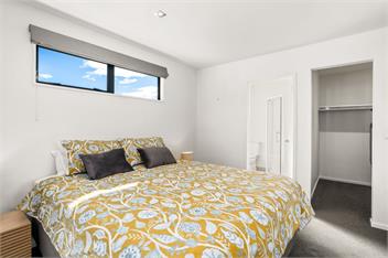 Relax on Snowberry (Bachcare) - Wanaka