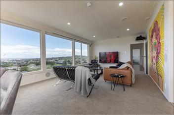 Main House - Auckland
