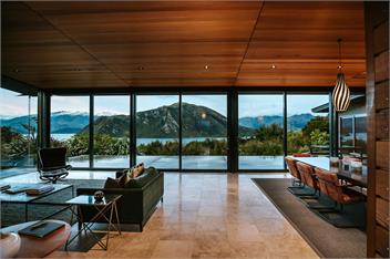Aurum | Sleeps 6 | Breathtaking Lake Views | Contemporary & Unique - Wanaka
