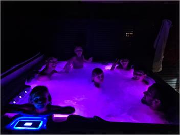 Aria's Tiny House with Spa & Breakfast - Rotorua