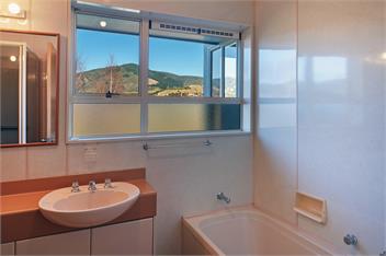 Sunny Bayview Retreat - Nelson