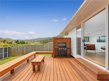 Greenhills Charmer (Bachcare) - Coromandel