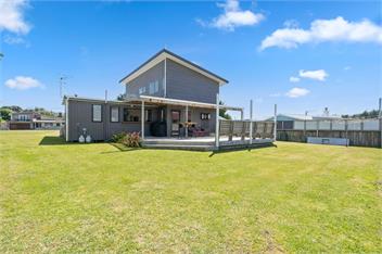 Coastal Comfort (Bachcare) - Foxton