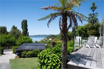 Kiwiana Bach (Bachcare) - Lake Tarawera