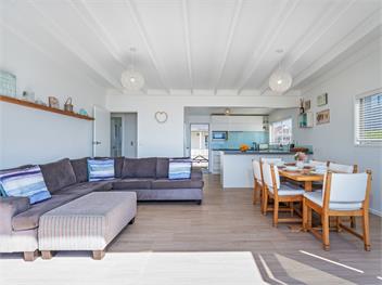 Beachfront Beauty (Bachcare) - Whangamata