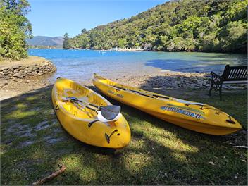 Cherith House & Cottage Bay of Many Coves - Queen Charlotte Sound