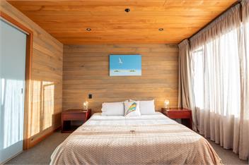The Stables - Executive Country Living - Pohara