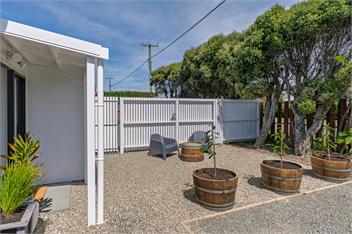 Waimarama Coastal Cottage - Havelock North