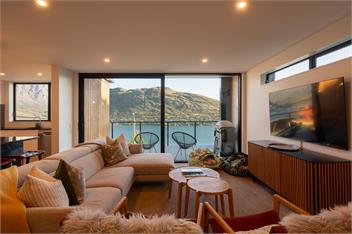 Fantastic 4 BDR Home | AC | WI-FI | Coffee Machine - Queenstown