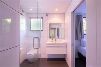 Prime Location | 3 bedroom home | Unlimited WIFI - Queenstown