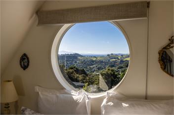 Garden and Bird Haven - Waiheke Island