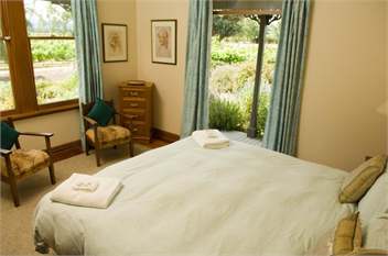 Todds Cottage & Vineyard -