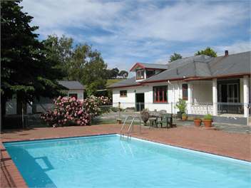 Ludlow Farmstay Cottage/B & B - Otane