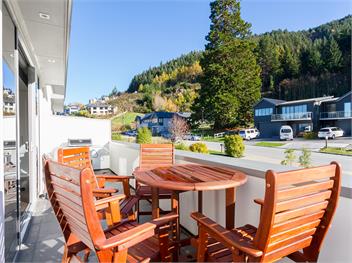 Scenic Hot Tub Haven on Queenstown Hill - Queenstown