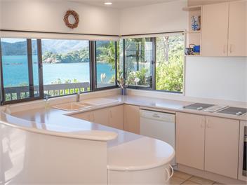 COOPERS BEACH FRONT - 
