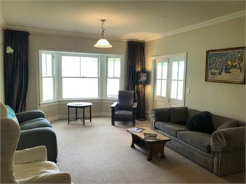 Greentops Farmhouse - Martinborough