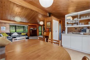Rutherfurd Lakehouse (Bachcare) - Taupo Central