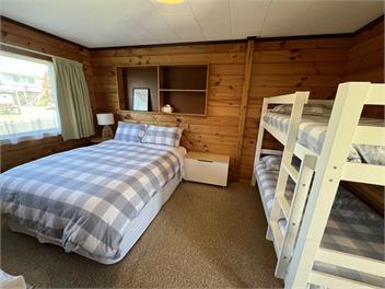 Lake Trip Cabin - Lake Taupo