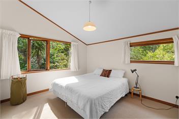 Treetop Sanctuary (Bachcare) - Auckland