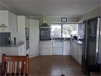 enjoybachlife122 - Whangamata