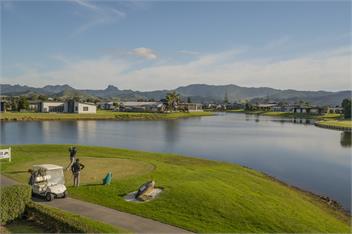 Dunes Lake View Apartment - Welcome Gift on arrival! - Matarangi