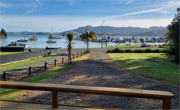 Whangaroa Bach - Whangaroa
