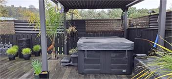 City Haven with Spa - Pets Welcome - Nelson