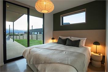 Platinum Ridge | Sleeps 8 | Stunning Lake Views - Wanaka