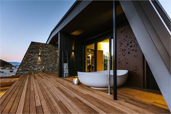 The Boulders Retreat | Private Rural Location | Lake Views | Architecturally Designed - NORTHBURN