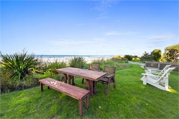 Beach Galore (Bachcare) - Waihi Beach