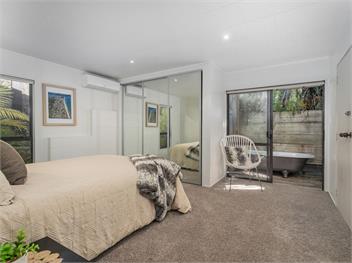 Living The Dream (Bachcare) - Whitianga