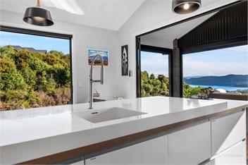 Raptors Haven - Kinloch, Taupo - Kinloch