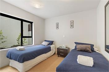 Central 4 BDR Home | WI-FI | Views | Free Parking - Queenstown