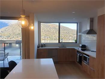 Vues on Angelo | 3BR Home, Lake & Remarkables View - Queenstown