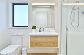 Christchurch CBD · Balcony · Walk Everywhere - 180 on Hereford - 