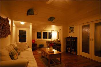 Mabel's, 1860's Cottage - Mangonui
