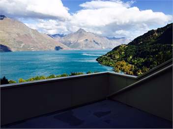 Lakeview Queenstown Holiday Home - Queenstown