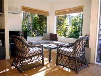4) Self Contained Apartment 2 Gsts - Paihia