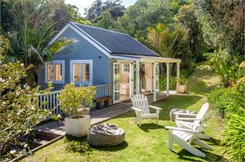 ONETANGI VISTA : Coast and Country - Waiheke Island