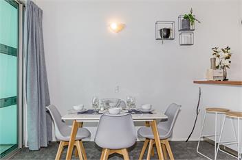 Amazing Viaduct 1 Bedroom, newly refurbished bright and modern apartment - Auckland
