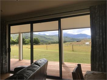 Kepler Oaks Takitimu Chalet - TE ANAU