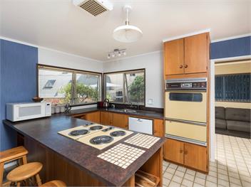 Central Spacious Family House (Bachcare) - Paihia